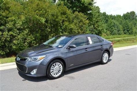 Photo Image Gallery And Touchup Paint Toyota Avalon In Magnetic Gray