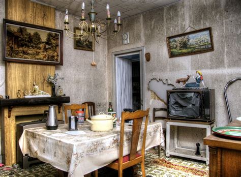 The House Where Time Stood Still Mystery Of Home Abandoned In 1960s