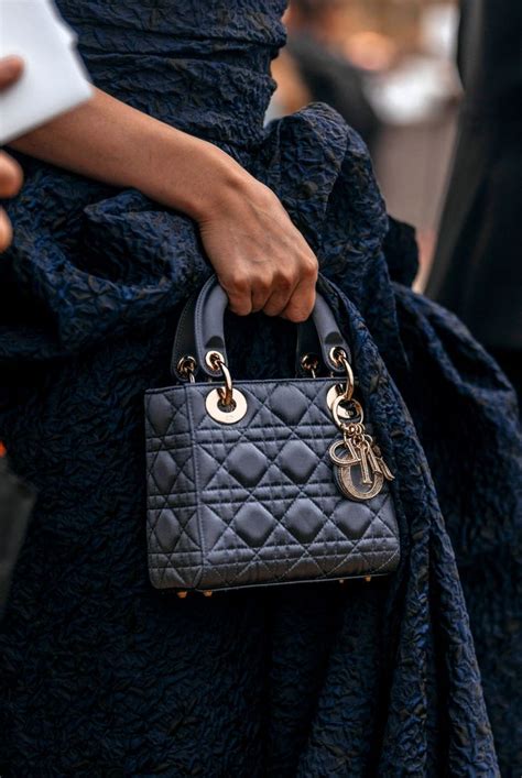 Street Style The Most Beautiful Bags Spotted At Paris Fashion Week