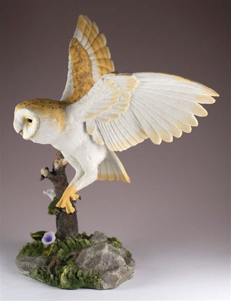 Flying Barn Owl Figurine 105 Wingspan Highly Detailed Polystone New