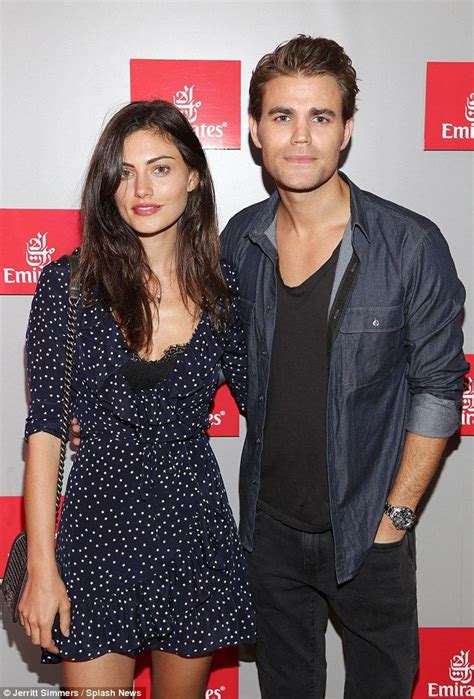 Phoebe Tonkin And Paul Wesley Cuddle At The Us Open Artofit