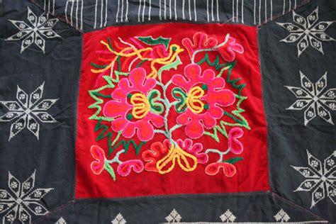 textiles-hmong-baby-carrier-hmong-miao-fabric-hmong