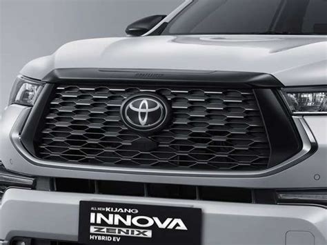 2023 Toyota Innova Kijang Innova Zenix Indonesia Debut 4 BM Paul Tan