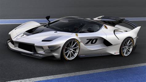 Ferrari Unveils Track Only Fxx K Evo Lighter More Aerodynamic