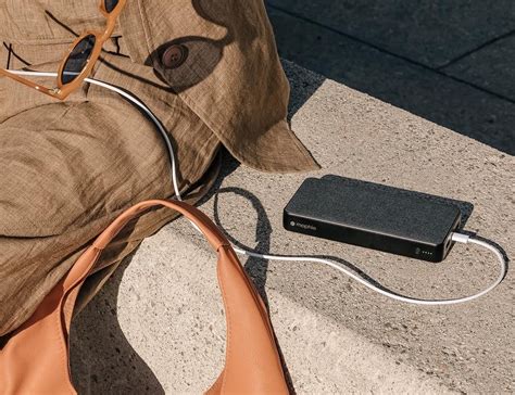 The Mophie Fabric Powerstation Xl Has A 55 Hour Lifespan