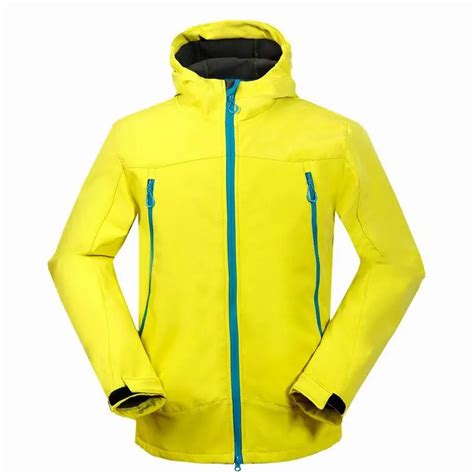Winter And Spring Men Outdoor Sports Recreational Soft Shell Clothing