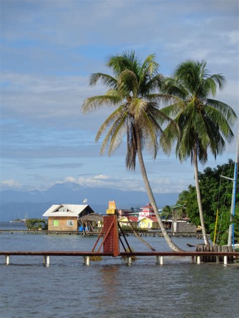 The bocas del toro bus ticket office numbers are: Reise-Guide Bocas del Toro: Urlaub in Panama caribbean style