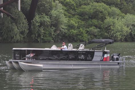 2023 Lake Austin Party Boat Rental 16 Passengers W Captain