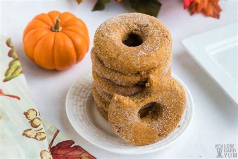 Fill the donut pan cavities ¾ full. Keto Pumpkin Donuts (Sugar-Free, Gluten-Free) | Low Carb Yum