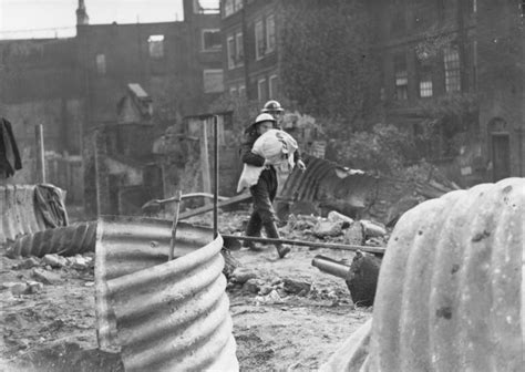 The Blitz In Photographs Imperial War Museums