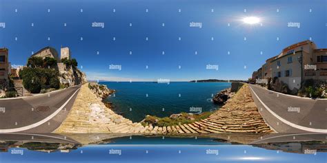 360° View Of Antibes Promenade En Front De Mer Alamy
