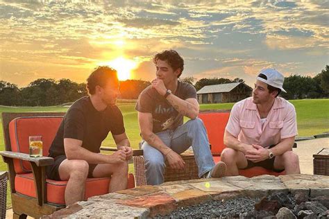 Joe Jonas Spends Labor Day Weekend With Brothers Nick And Kevin After Retaining A Divorce Lawyer