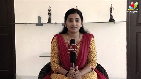 Soon after, saranya got a chance to star in sun tv's run series. Actress Shruthi Raj Caught Outside 'Office' by IndiaGlitz ...