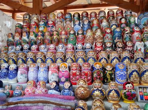 Travel Tip Where To Buy Affordable Souvenirs In Moscow The