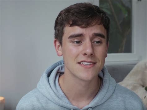 Is Connor Franta Straight