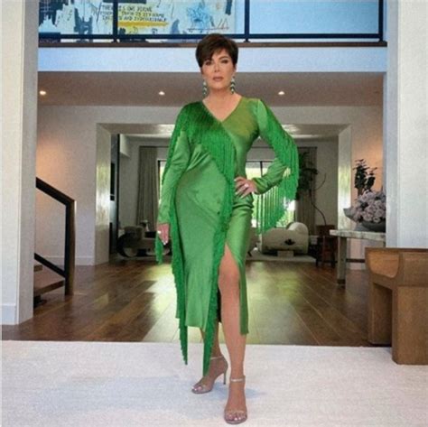 Kris Jenner To Trademark Her Catchphrase You Re Doing Amazing Sweetie And Plans To Post Quote