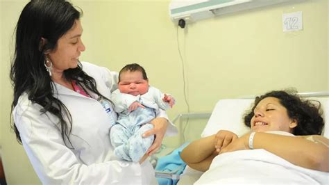 Naci Un Superbeb De Kilos En El Hospital Eva Per N