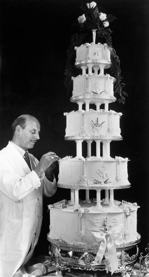 Photos Of Royal Wedding Cakes Through The Years Huffpost Life
