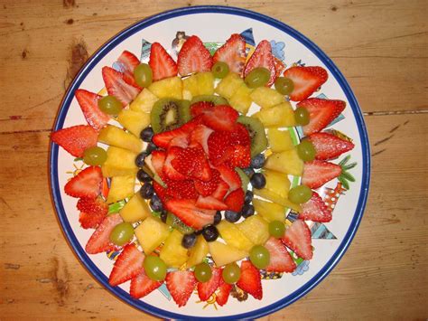 Fruit Salad Decorations Easy Arts And Crafts Ideas