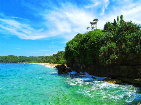 Info Tempat Wisata Pantai Balekambang Di Malang Selatan