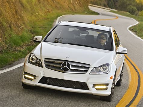 2013 Mercedes Benz C300 4matic Sedan Sport Package Plus Front Caricos