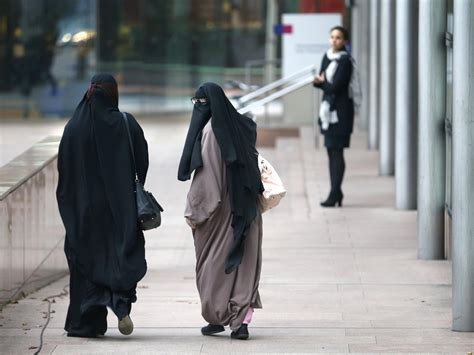 Lombardy In Italy Bans Burqas And Islamic Veils Following European Terror Attacks Europe