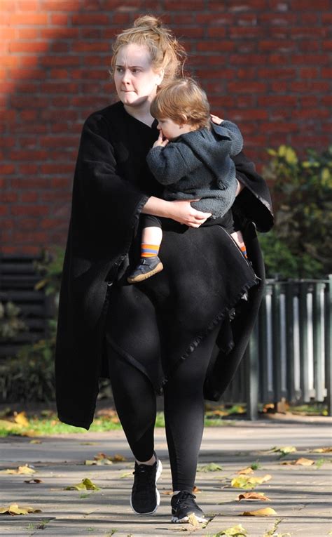 Adele Steps Out Without Makeup Gives Rare Glimpse Of Son Angelo—see The Pic E News