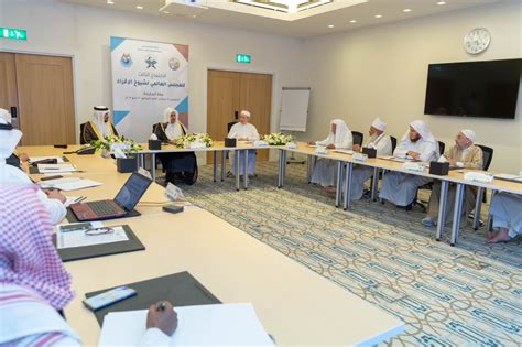 Muslim World League On Twitter He Dr Mohammadalissa Chaired The Meeting Of Senior Scholars
