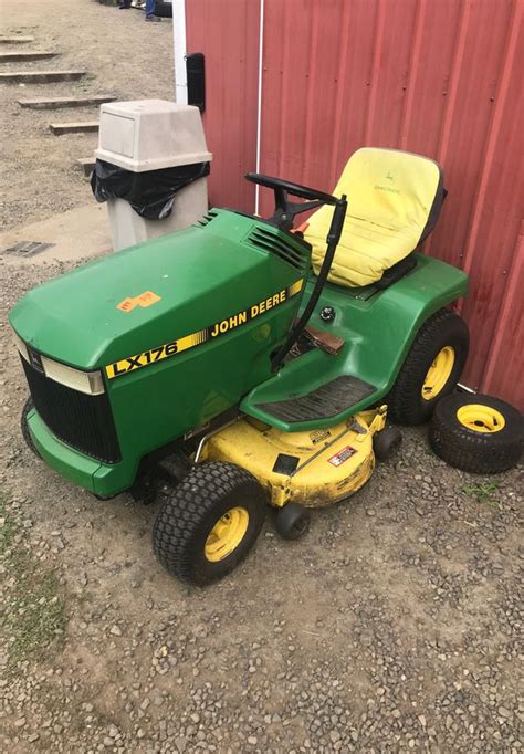 John Deere Lx 176 Lawn Tractor For Sale In Port Orchard Wa Offerup