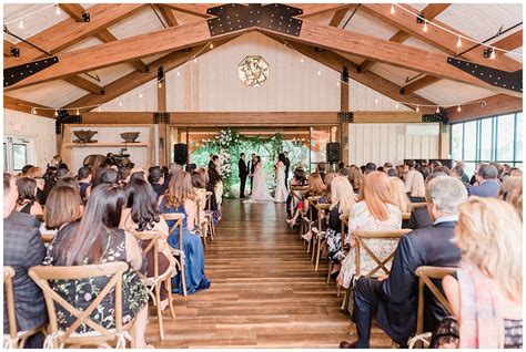 Red Maple Vineyard Wedding Brittany And Craig