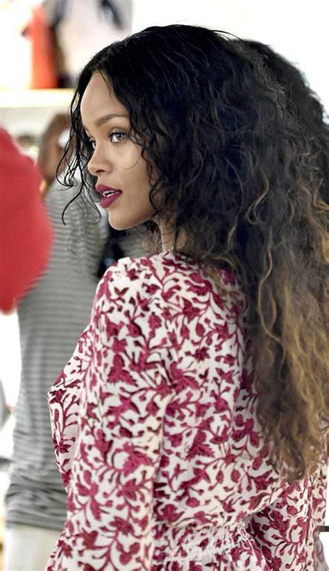 Hair serum at best prices (313 items). 15+ Rihanna Cheveux Longs Et Bouclés - Coupe de Cheveux