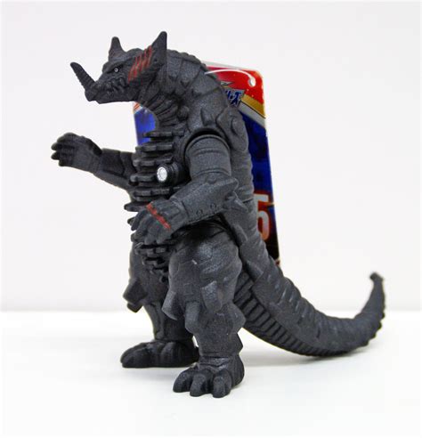 Bandai Ultraman Ultra Monster Series Mecha Gomora Figure