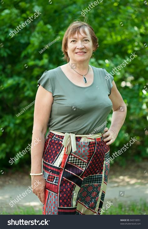 Photo De Stock Outdoor Portrait Mature Woman Shutterstock