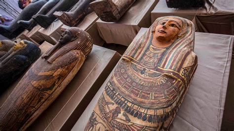 Egypt Unveils 59 Wooden Coffins Buried 2500 Years Ago Al Arabiya English