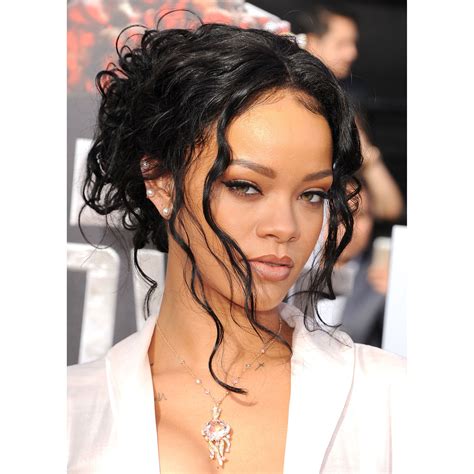 15 Beauty Items We Want To See From Rihannas Makeup Line Essence