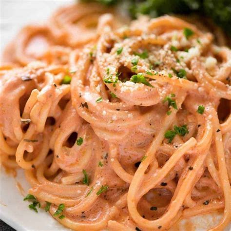 Pasta heated in the skillet with sauce has a vastly different and superior flavor and texture compared with pasta that is simply sauced on. Pasta with Tomato Cream Sauce | Creamy tomato pasta ...