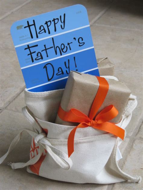I love all the gift suggestions here. Sew Many Ways...: Tool Time Tuesday...Father's Day Gift Wrap