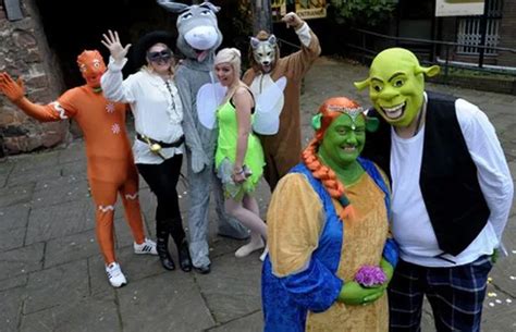 Shrektacular Stoke Heath Couple Celebrate Shrek Themed Wedding