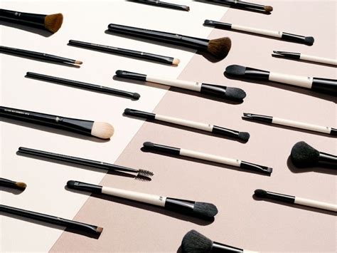 Brushes From Handm Beauty Beauty Brushes It Cosmetics Brushes The