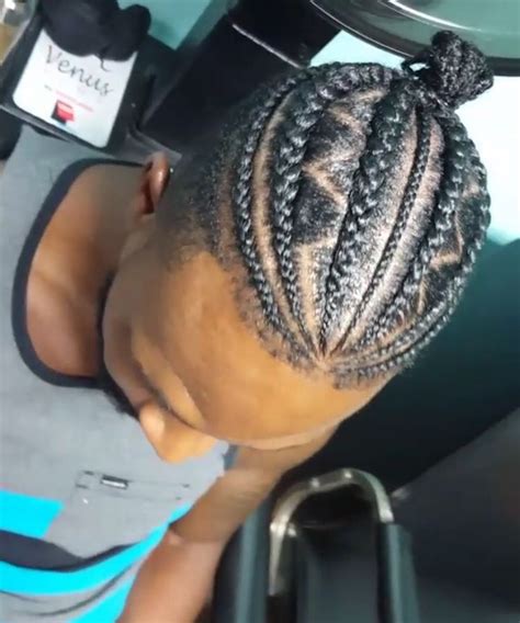 Take the left strand and cross it over the middle strand, then take the right strand and cross it over the middle strand. 599 best images about "BLACK MEN HAIRCUTS" on Pinterest | Taper fade, Black boys and High top fade
