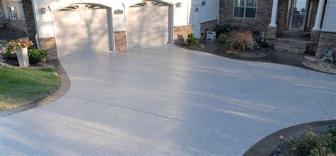 Does Concrete Driveway Resurfacing Last - Resurfacing Vs Replacing A Driveway: What To Know