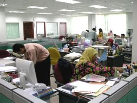 Tarikh pembayaran gaji bulanan penjawat awam bagi tahun 2021 paparan jadual pembayaran di bawah adalah merangkumi satu tarikh gaji penjawat awam atau kakitangan awam 2021 kerajaan semua. Buat duit di pejabat. Rahsia Usahawan dari kakitangan ...