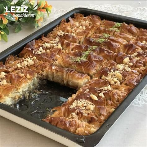 Baklava Yufkasında İrmikli Rulo Baklava Leziz Yemeklerim Yemek