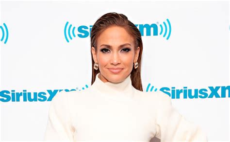 So atemberaubend anders ist j.lo ungeschminkt. Jennifer Lopez Ungeschminkt - Jennifer Lopez Beautylooks ...