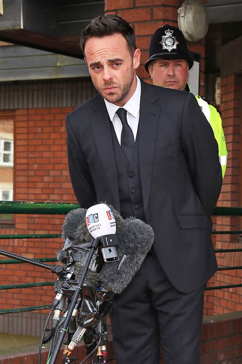 Lisa armstrong has seemingly reacted to ant mcpartlin starting a new relationship. Ant McPartlin: Wife Lisa Armstrong 'decides to fight for ...