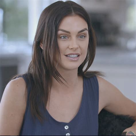 Lala Kent Hopes To Feel A Connection To Her Late Father E Online Ca