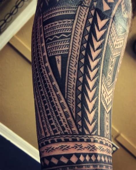 Samoan Inspired Forearm Tattoo By Michael Fatutoa Samoanmike Tattoos Samoan Tattoo