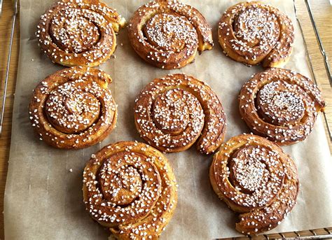 Swedish Homemade Cinnamon Rolls Rbaking