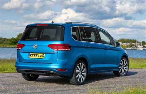 2016 Volkswagen Touran Review