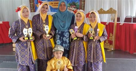 Pada 2009, sekolah kebangsaan matang gerdu memiliki 504 pelajar lelaki dan 468 pelajar perempuan. Zukadariah Obses Berpantun Julang Nama Sekolah Ke ...
